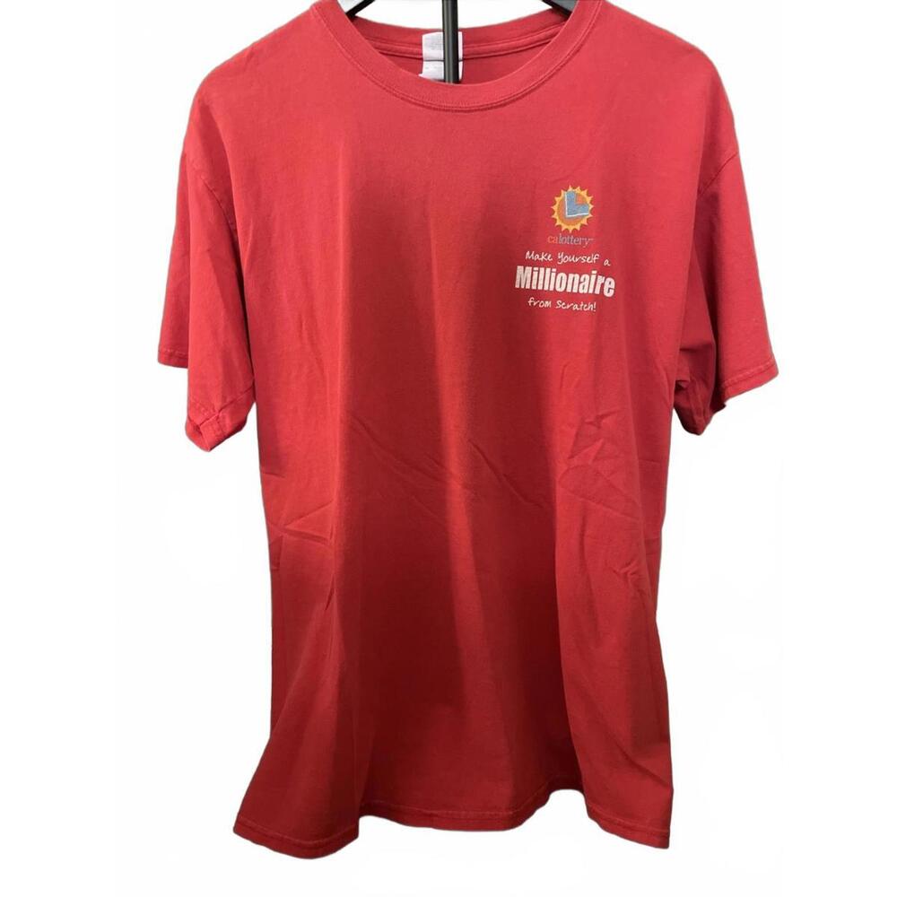 GILDAN MENS T SHIRT SIZE LARGE MAKE YOURSELF A MILLIONAIRE RED TV SHOW